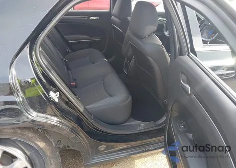 2019 Chrysler 300 Touring из США, поврежденный, VIN 2C3CCAAG9KH613646